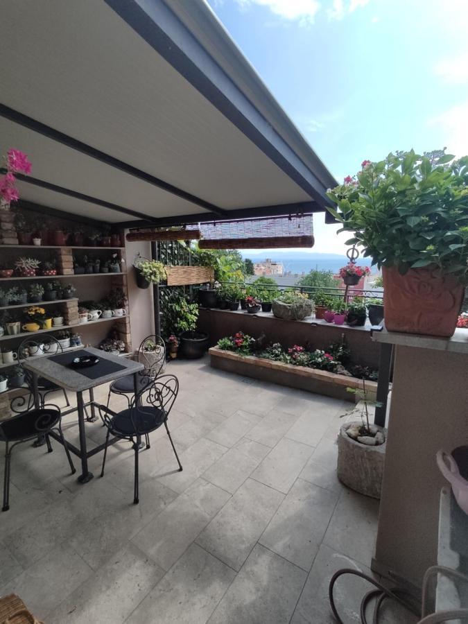 Apartamento Apartman Bella Vista Rijeka Exterior foto